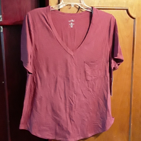 Just be...tee - Picture 1 of 2